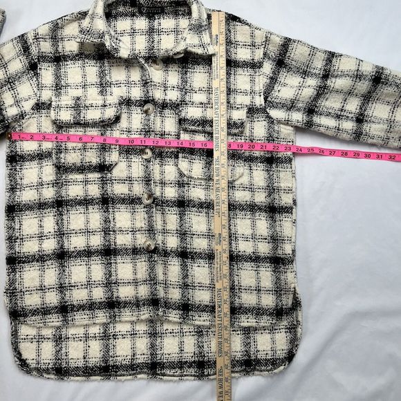 Cezele Plaid Flannel Shacket Shirt Oversized Jacket Button Pocket Women Sz Large - Picture 9 of 9